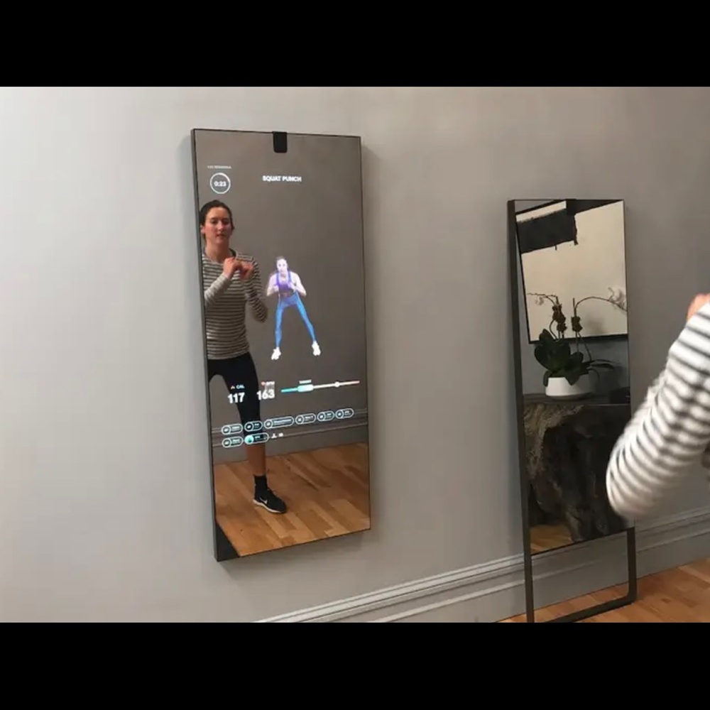 Enjoy cardio, strength, yoga, boxing, pilates, barre & more at home.